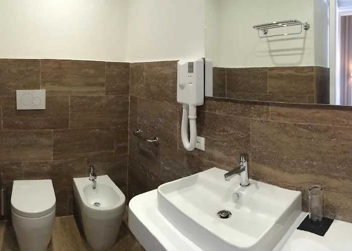Suite Deal 4*