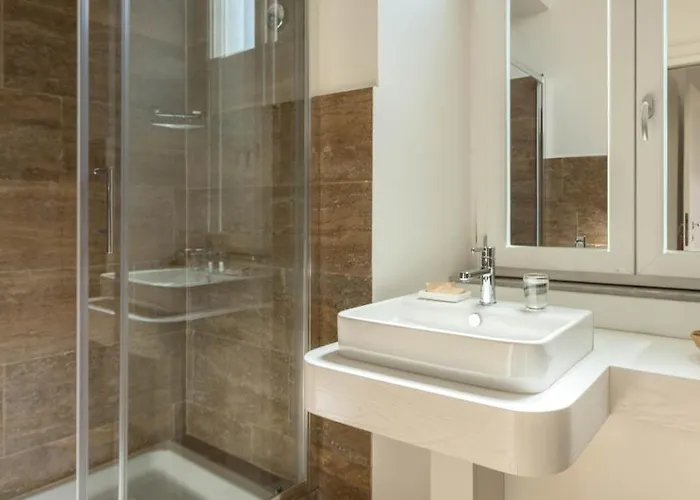 Suite Deal 4*