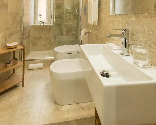 Suite Deal 4*